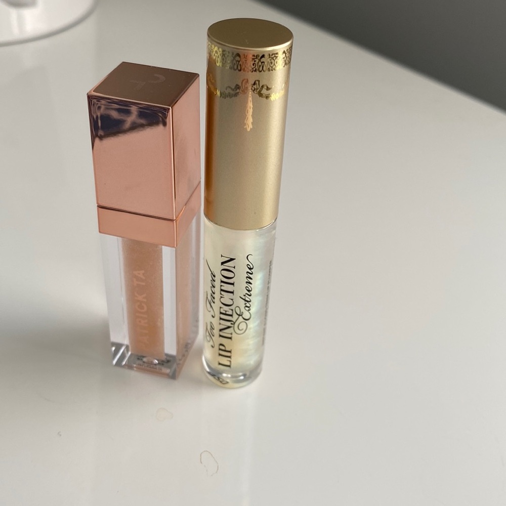 NEW 2 mini lip glosses